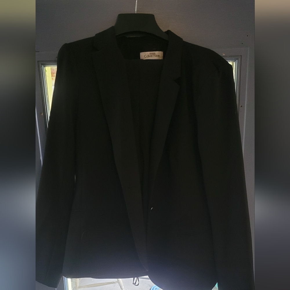 Pant suit
